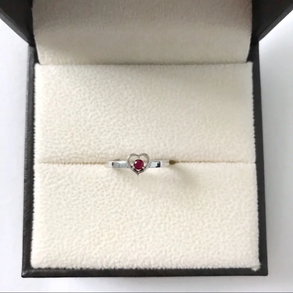 Ruby heart silver ring - Picture 6 of 15